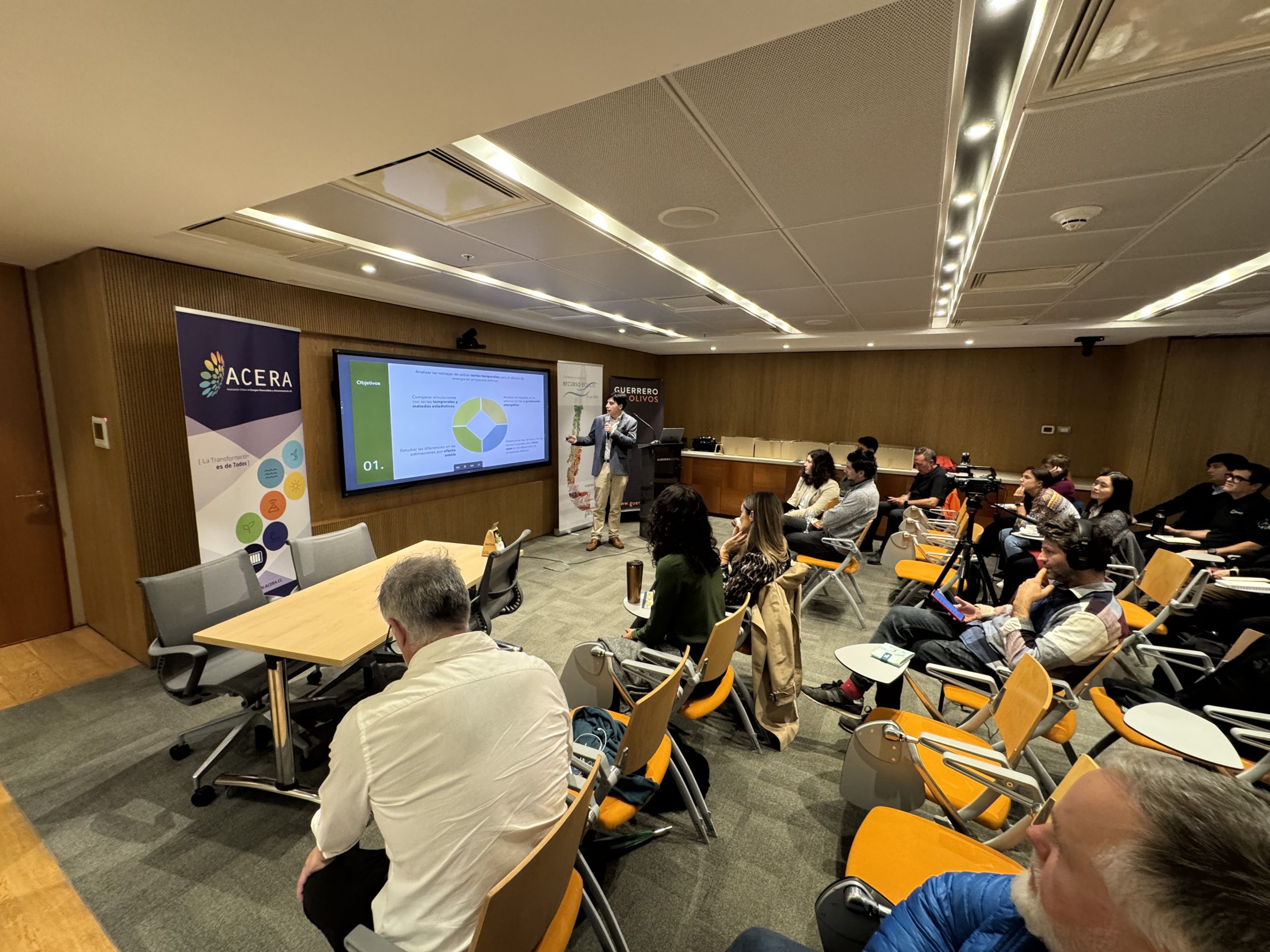 Anabática destaca en la III Conferencia Técnica de Recurso Eólico Chile 2025 con presentaciones sobre innovación en modelamiento eólico